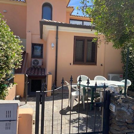 Tavernetta Smeraldina 圣特奥多罗 外观 照片